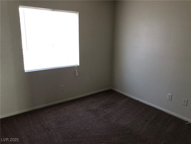 Building Photo - 1083 Sterling Peak St