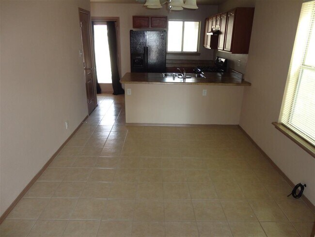 Building Photo - Impeccable Two Story Eastside Home With Re...
