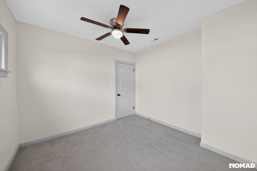 Building Photo - 4325 S Cherokee St