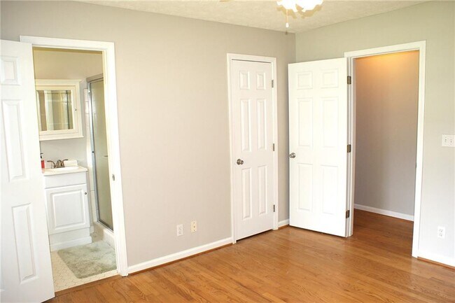 Building Photo - 6725 Ridge Moore Dr NW