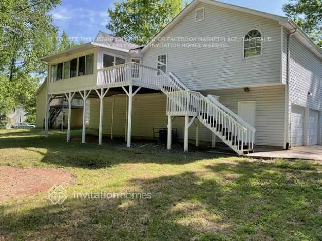 Building Photo - 1795 Independence Dr