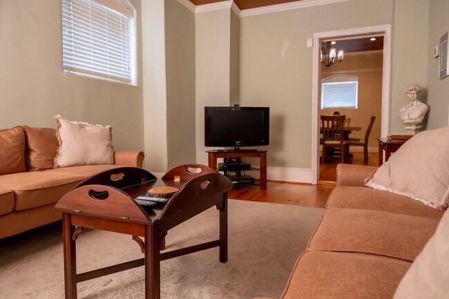 Building Photo - ***Furnished***Charming Historical Home for Lease in Downtown Winston-Salem