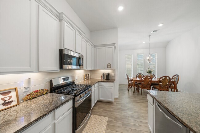 Building Photo - 11107 Willamer St