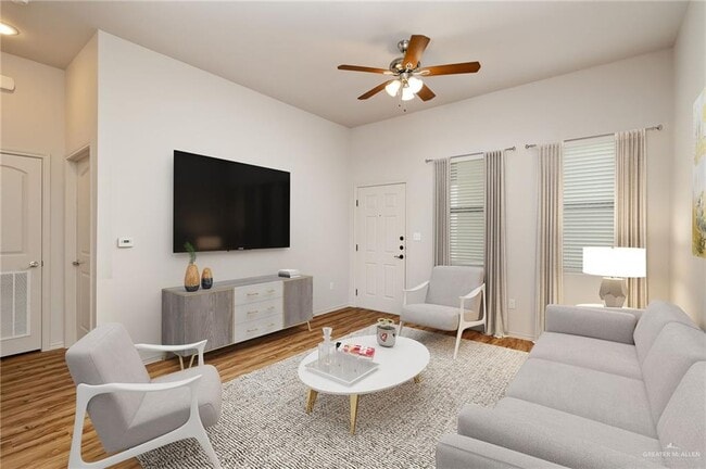 Building Photo - 11 Taylor St