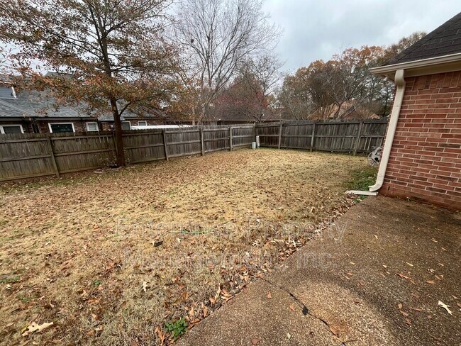 Building Photo - 158 Doris Meadow Cove