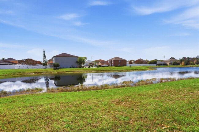 Building Photo - 10608 Laxton St