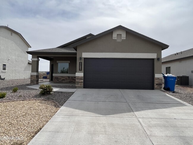 Building Photo - 11563 Leonor Duran St