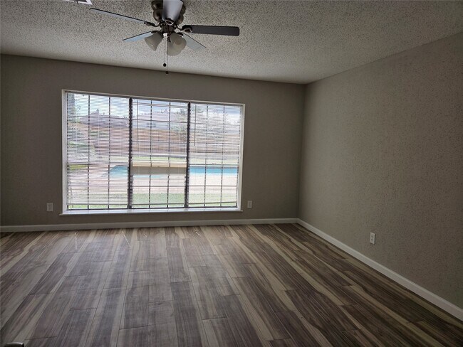 Building Photo - 14959 Havenridge Dr