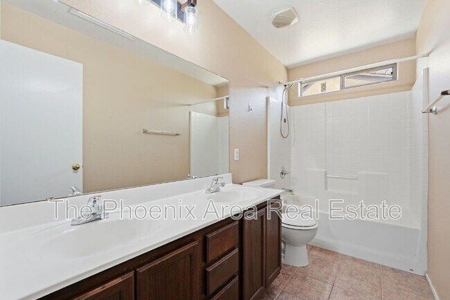 Building Photo - 3061 W Jasper Butte Dr