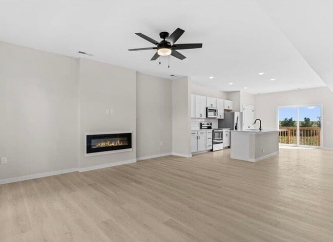 Building Photo - Brand New Construction