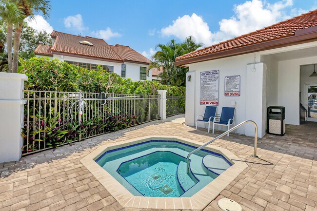 Building Photo - 2299 Treasure Isle Dr