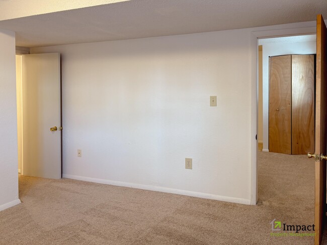 Building Photo - 2680 Black Diamond Terrace