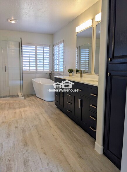 Building Photo - 6340 W Tonopah Dr