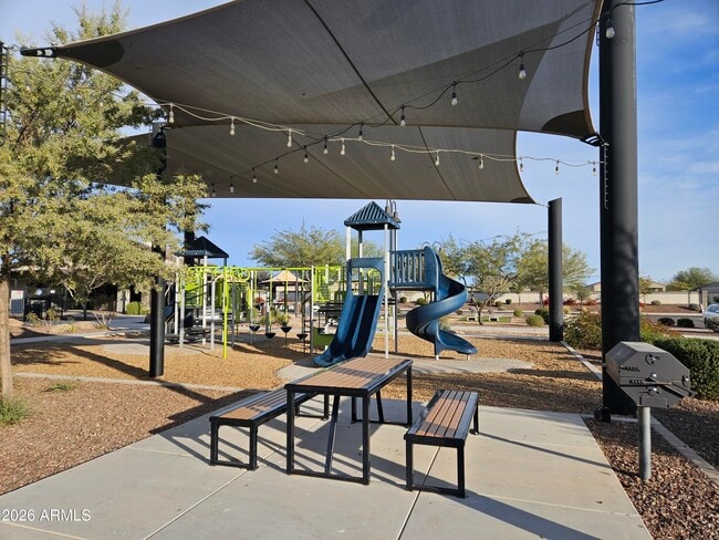 Building Photo - 4071 E Giara St