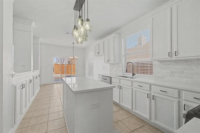 Building Photo - 6920 Willow Crest Dr