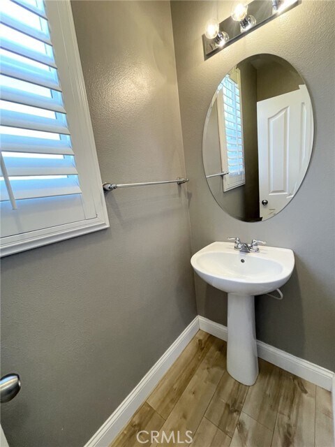 Building Photo - 3586 Bur Oak Rd