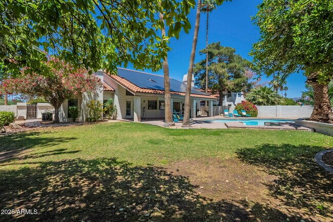 Building Photo - Long Term Luxury Furnished Rental, also av...