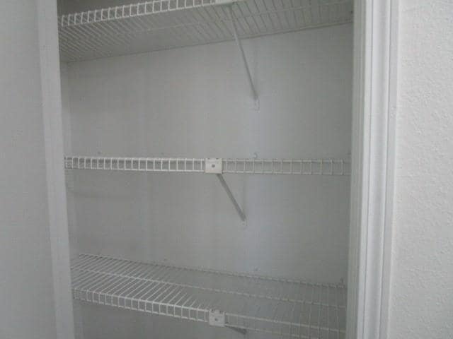 Building Photo - 852 Whitehall Dr