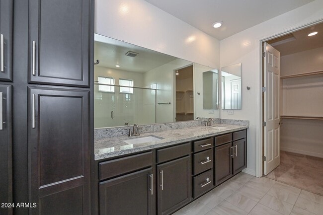 Building Photo - 7433 W Maya Way