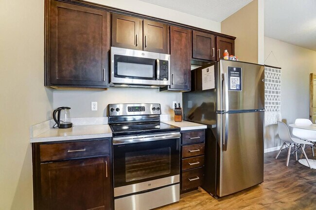 Building Photo - 4788 Holmes St