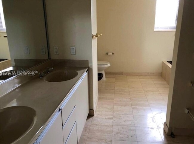 Building Photo - 3089 NE 183rd Ln