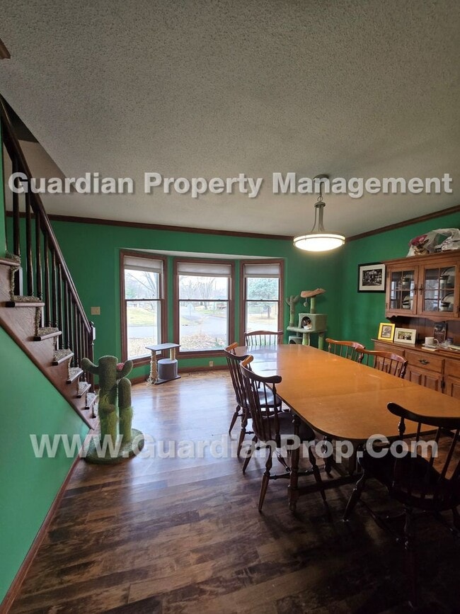 Building Photo - Coming Soon! Large Single-Family Home in Crystal, Owner suite W/ private balcony. 2nd deck and wa...