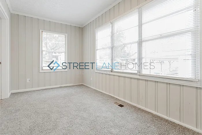 Building Photo - 4202 16th Ave