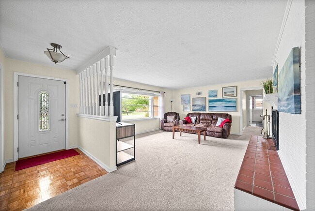 Building Photo - 3424 Leland Cir