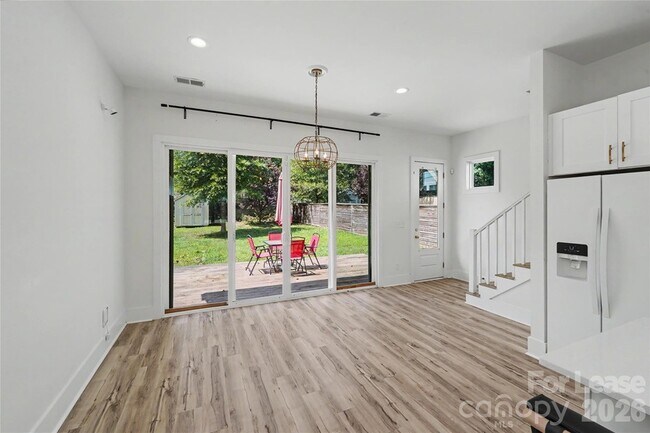 Building Photo - 1521 Walton Rd