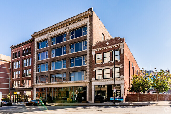 915 Broadway Apartments - 915 Broadway Blvd Kansas City MO 64105 ...