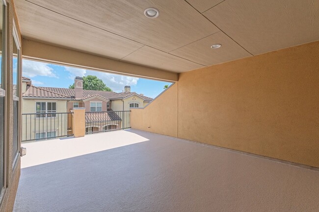 Building Photo - Furnished 3BR 3 Story Townhome