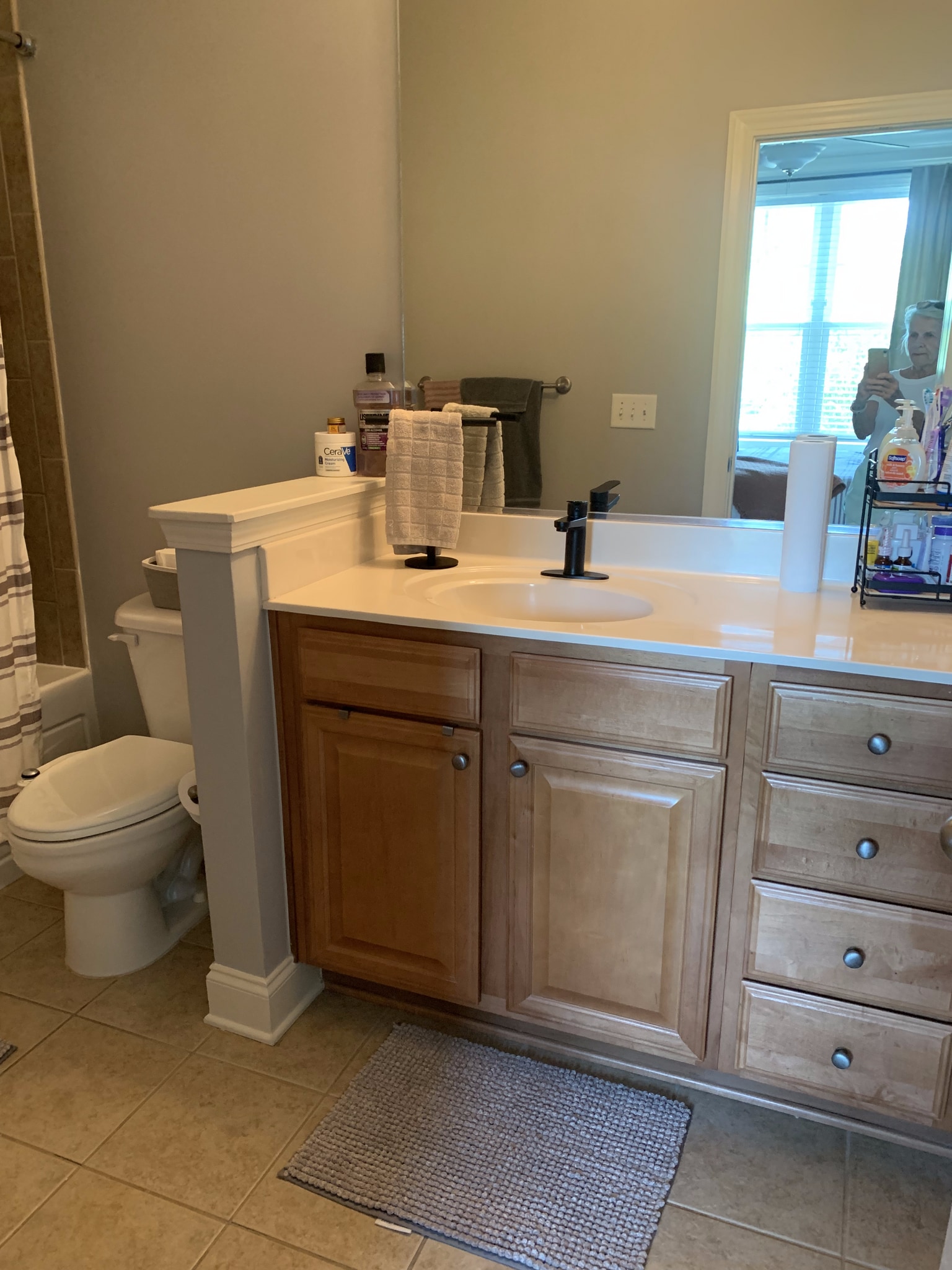 Master Bath - 2000 Belle Isle Ave