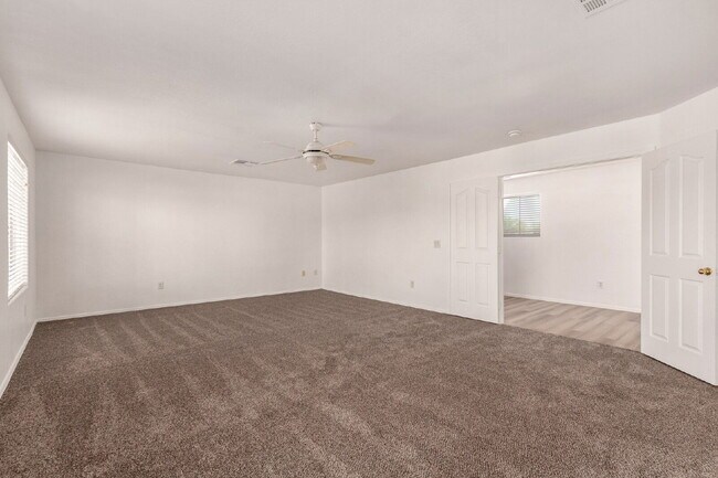 Building Photo - 24110 W Hadley St