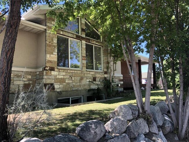 Primary Photo - 1638 Fort Union Blvd