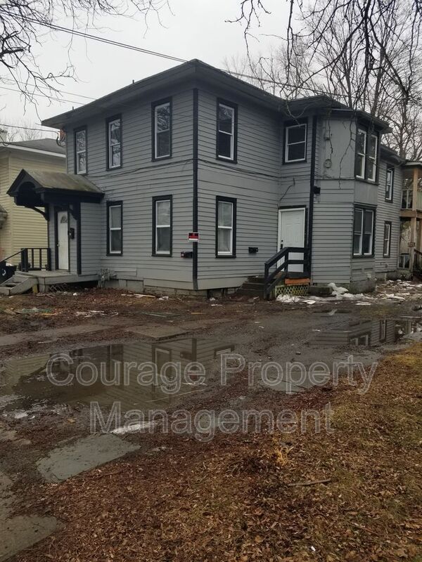 Building Photo - 514 W First St