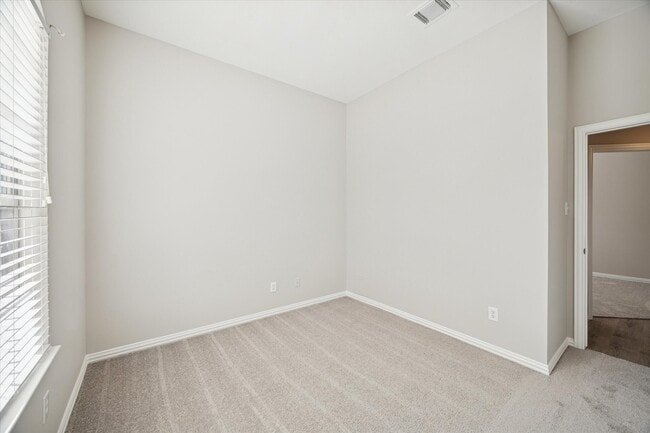 Building Photo - 2915 Crescent Oaks Park Ln