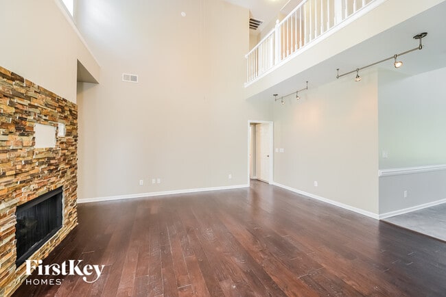 Building Photo - 4594 Ramseur Dr