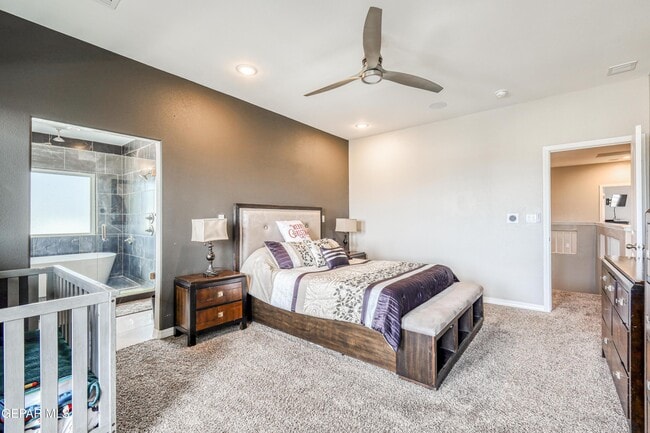 Building Photo - 2375 Enchanted Peaks