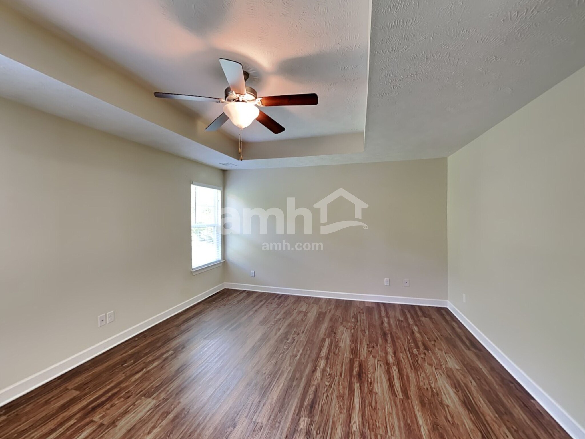 Building Photo - 6947 Calderwood Dr