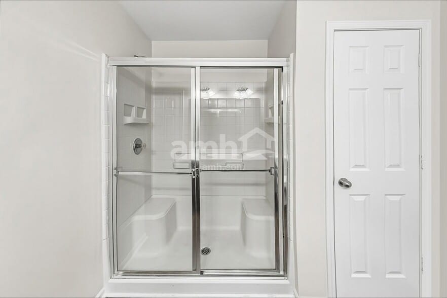 Building Photo - 9407 Abney Ct