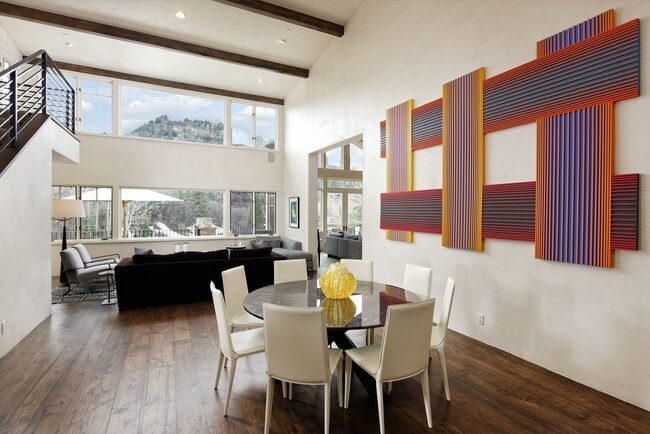 Building Photo - 75 Glen Eagle Dr