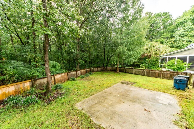 Building Photo - 115 Blackwater Dr