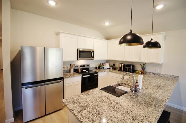 Building Photo - 3225 Purple Ash Dr