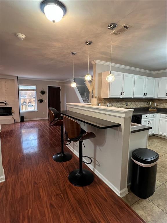 Building Photo - 7248 Mountain Laurel Way