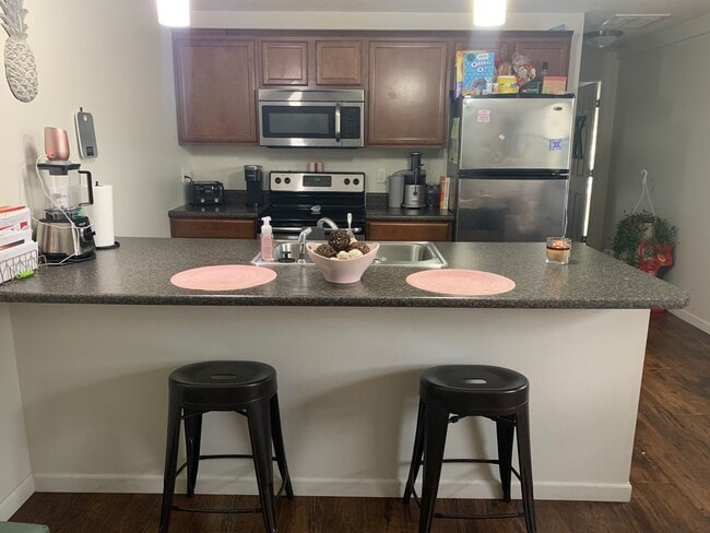 Primary Photo - 1 Bedroom apartment
