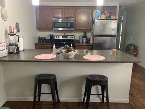 Building Photo - 1 Bedroom apartment