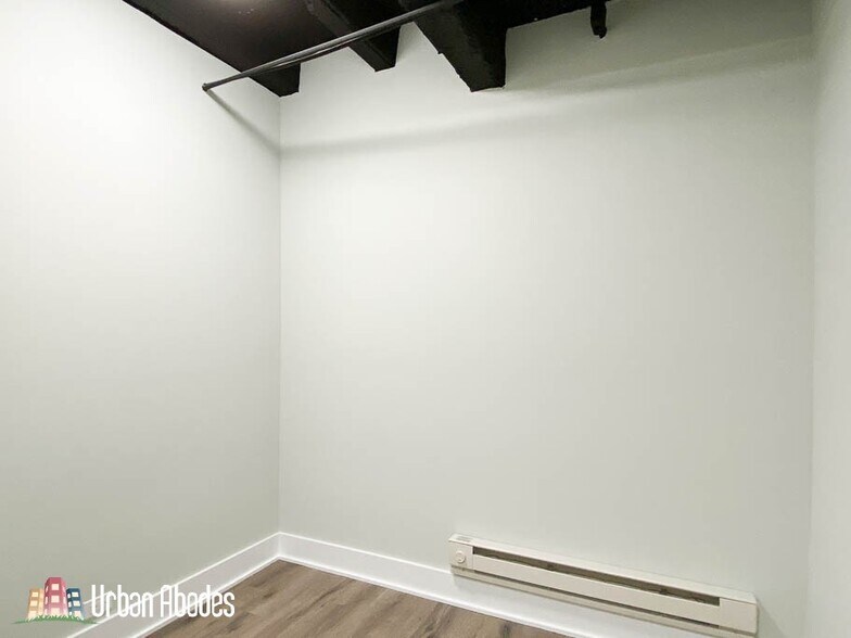 Building Photo - 727 Saint Johns Ave