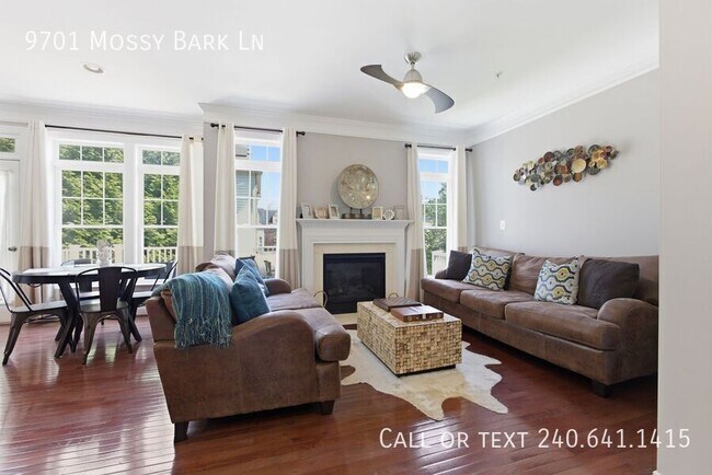 Building Photo - 9701 Mossy Bark Ln