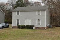 Building Photo - 125 Holloway Dr