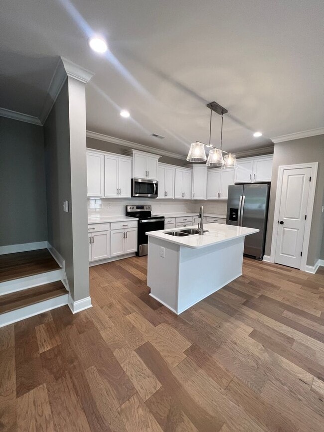 Building Photo - The Village at Mount Victor